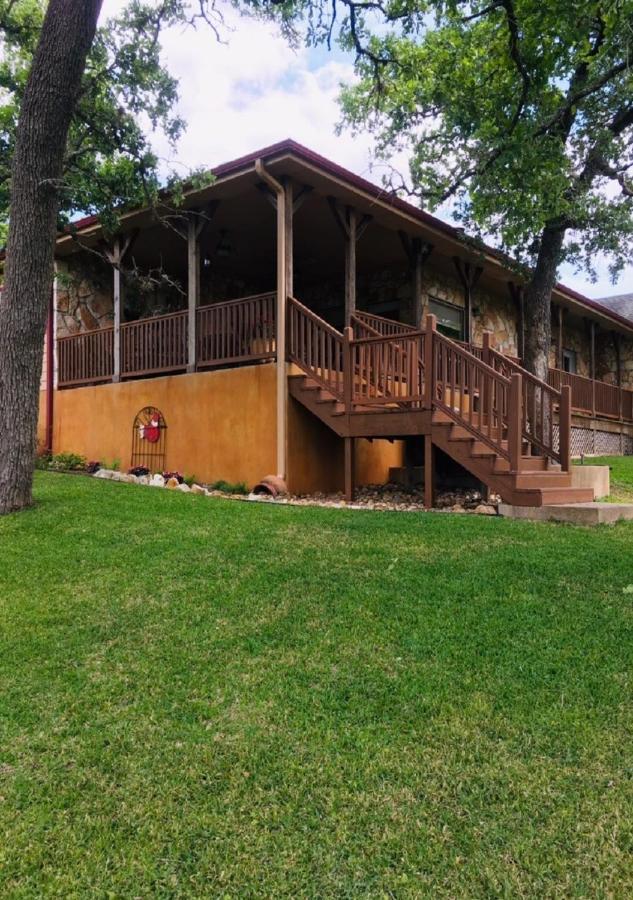 Casa Del Rio Bed And Breakfast Bastrop Εξωτερικό φωτογραφία