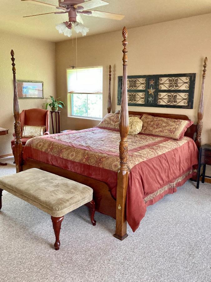 Casa Del Rio Bed And Breakfast Bastrop Εξωτερικό φωτογραφία